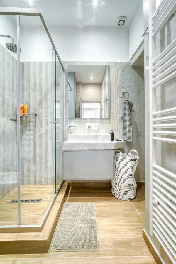 Stylish, Sunny New 2 Bedroom, Prime Central Athens Ngoại thất bức ảnh