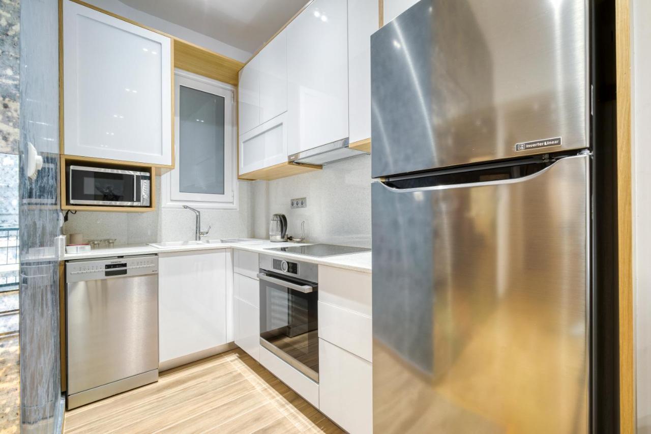 Stylish, Sunny New 2 Bedroom, Prime Central Athens Ngoại thất bức ảnh