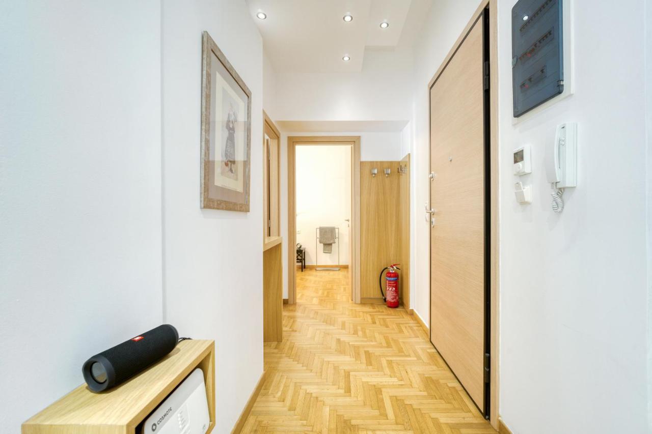 Stylish, Sunny New 2 Bedroom, Prime Central Athens Ngoại thất bức ảnh