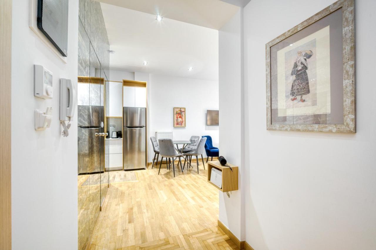 Stylish, Sunny New 2 Bedroom, Prime Central Athens Ngoại thất bức ảnh